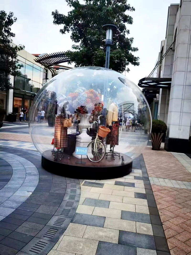 街头球体展品